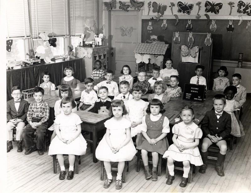 Indoor photo of the Eldora Class of 1957